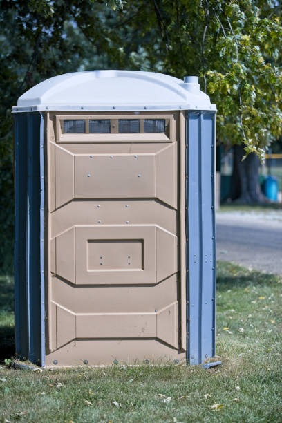 Best High-end porta potty rental  in Carlstadt, NJ
